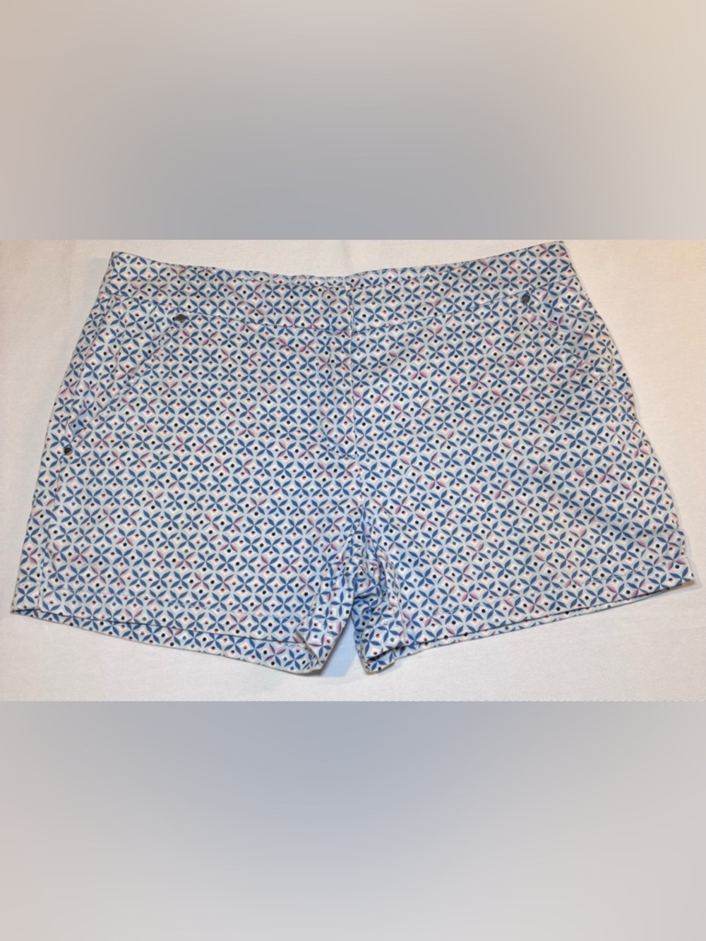 Dept 222 Pattern Shorts Size 8